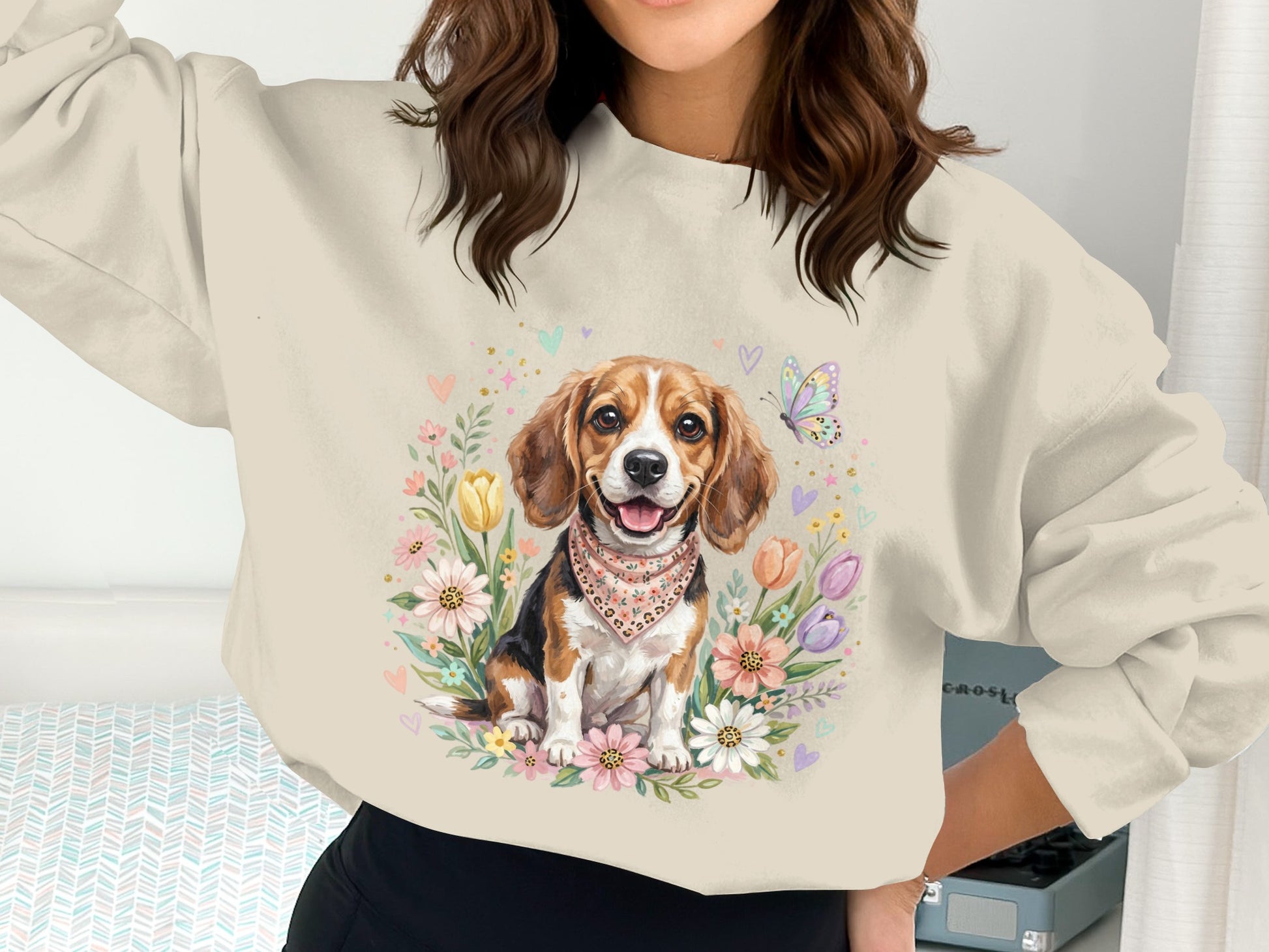 Sweatshirt with a beagle wearing a bandana surrounded by flowers and hearts.