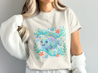 Cartoon fish with bubbles and starfish on a light cream t-shirt.