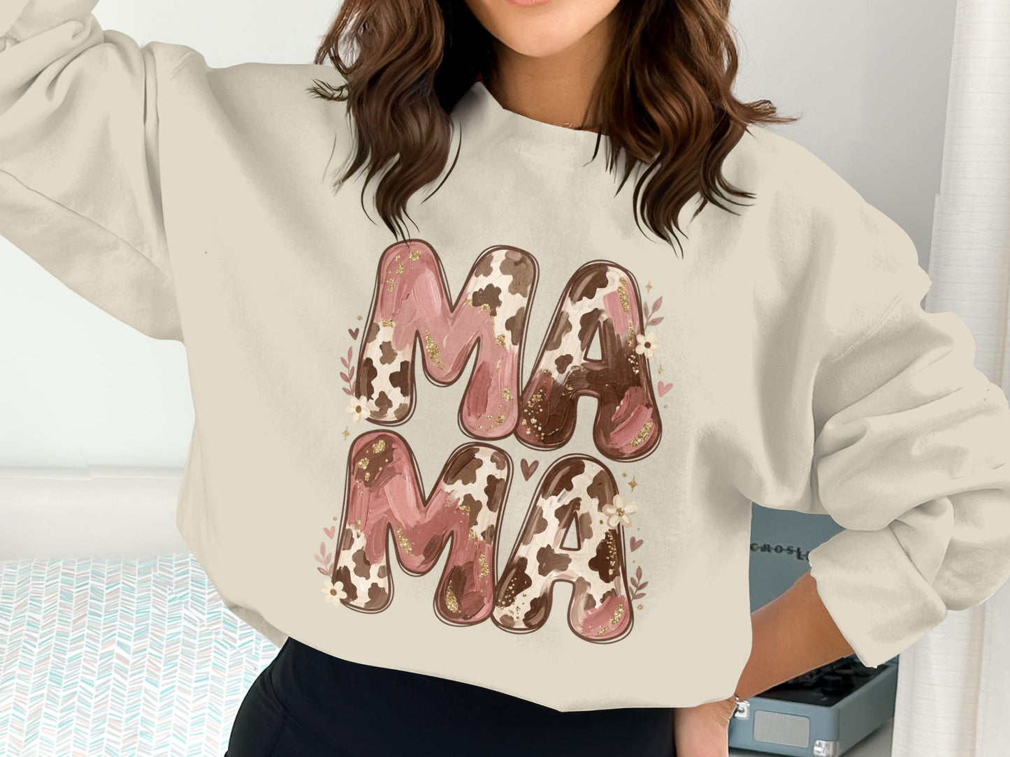 Crewneck sweatshirt with "Mama" in cow print and glitter.